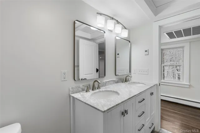 $419,000 | 32 Dudley Lane, Middletown, NY 10940