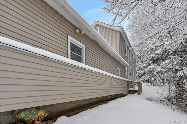 $419,000 | 32 Dudley Lane, Middletown, NY 10940