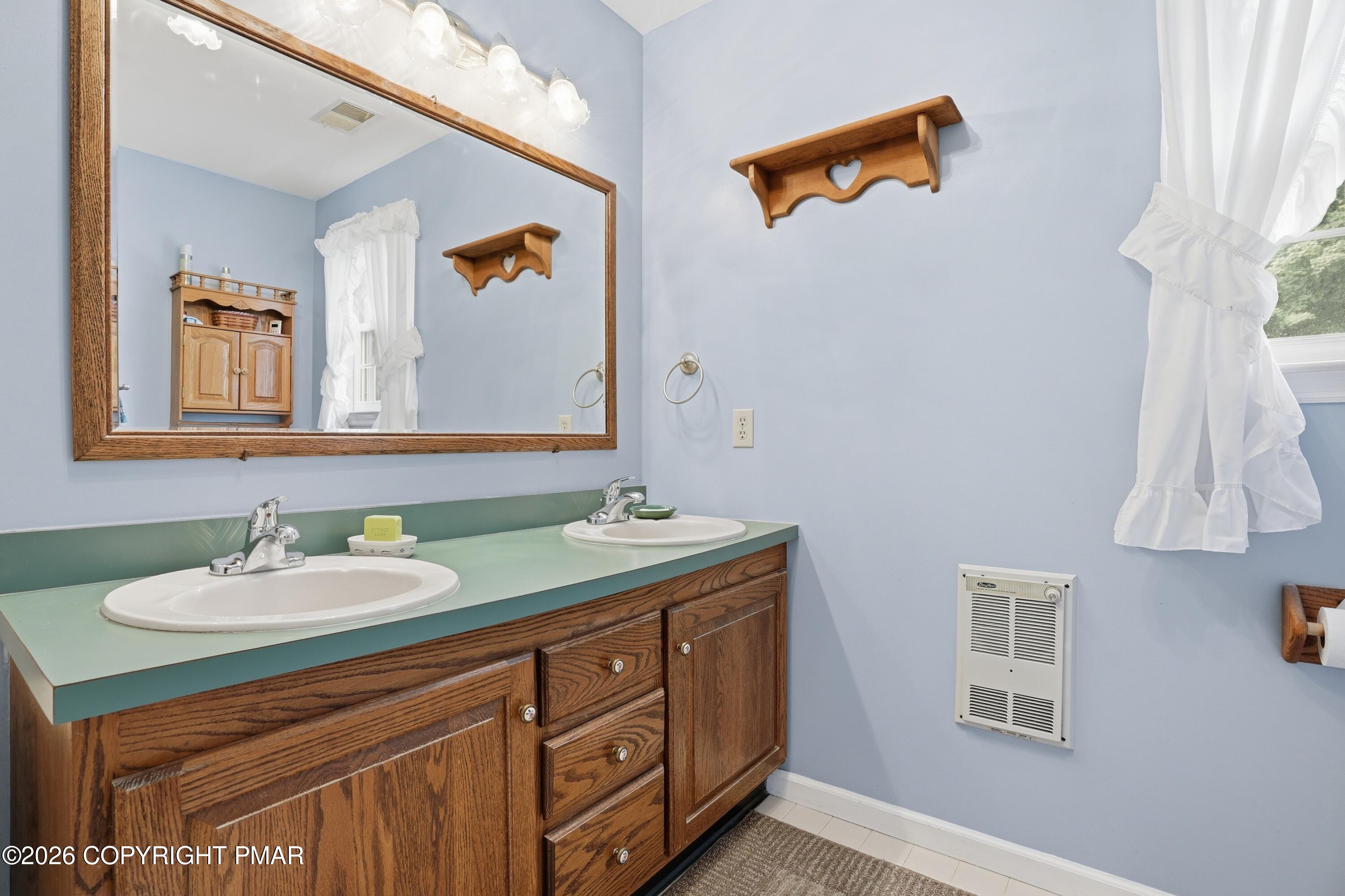 14 Minsi Road Delaware Water Gap, PA 18327 - Photo 25 of 75 8 Primary (4)
