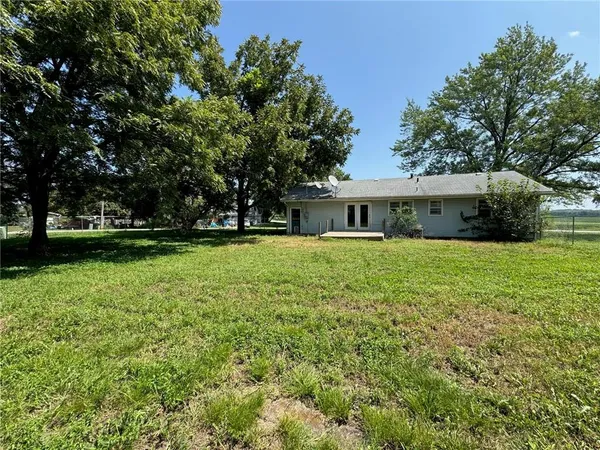 $153,000 | 209 East Walnut Street, Cleveland, MO 64734