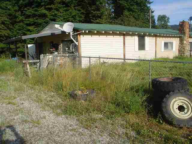 4595 A Oregon Road Clayton, WA 99110 - Photo 2 of 9