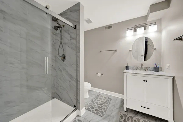 $2,349,000 | 5 South Meadow Court, South Barrington, IL 60010