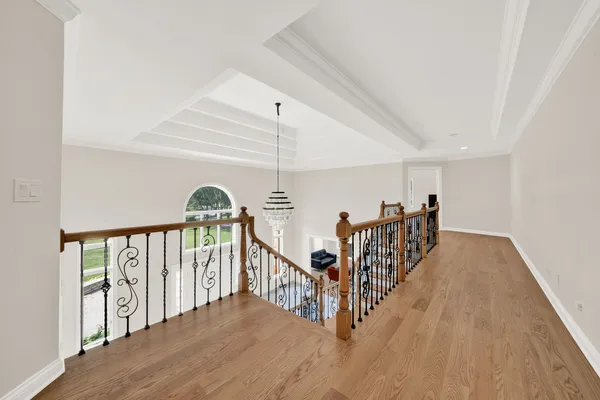 $2,349,000 | 5 South Meadow Court, South Barrington, IL 60010