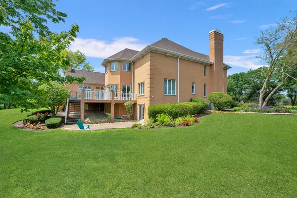 $2,349,000 | 5 South Meadow Court, South Barrington, IL 60010
