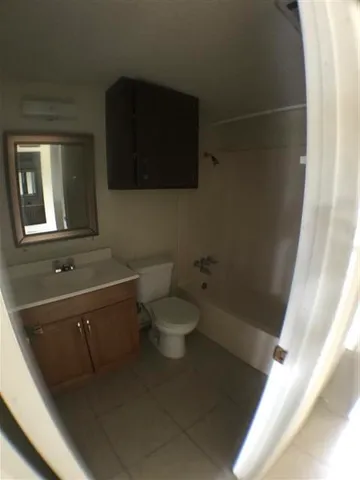 $750 | 630 Maiden Lane, Unit G, Austin, TX 78705