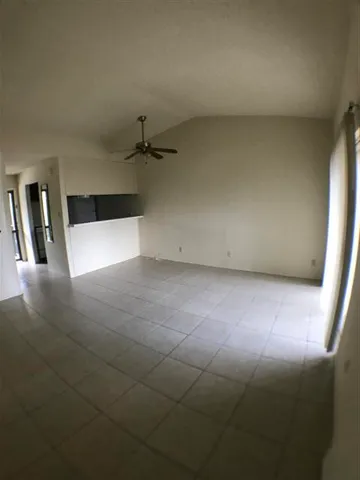 $750 | 630 Maiden Lane, Unit G, Austin, TX 78705