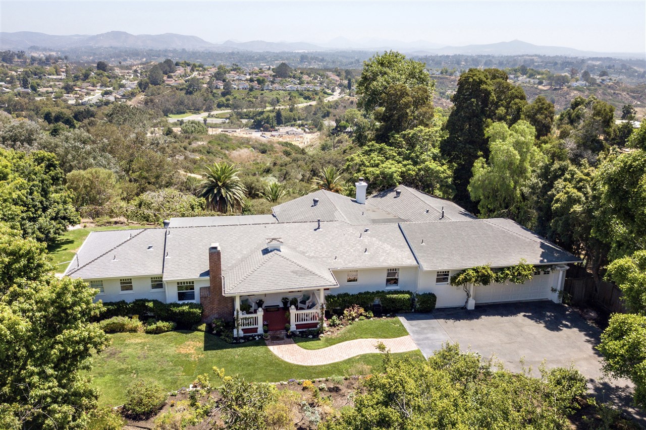 1497 Crest Drive Encinitas, CA 92024 - Photo 2 of 25