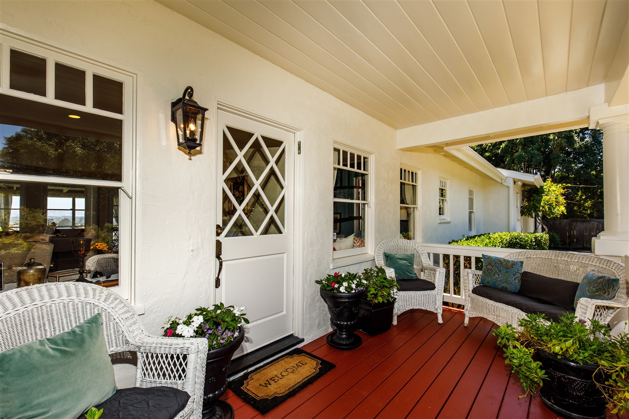 1497 Crest Drive Encinitas, CA 92024 - Photo 6 of 25