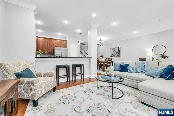 $3,500 | 106 Rock Creek Drive, Unit T211, Clifton, NJ 07014