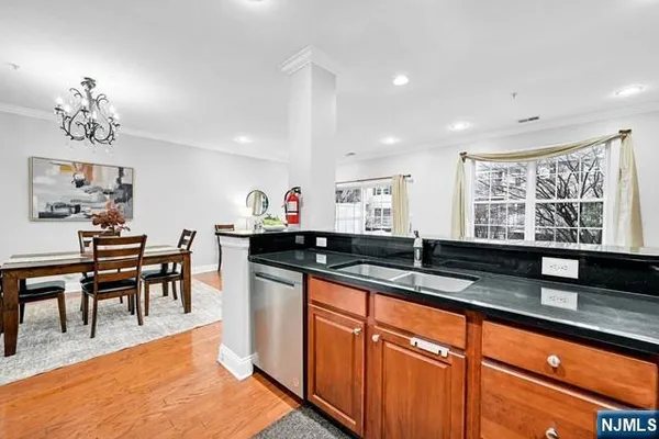 $3,500 | 106 Rock Creek Drive, Unit T211, Clifton, NJ 07014