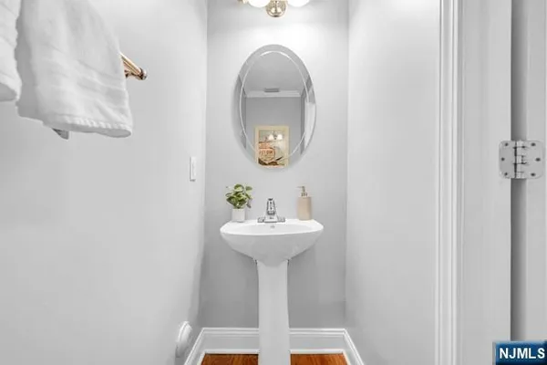 $3,500 | 106 Rock Creek Drive, Unit T211, Clifton, NJ 07014