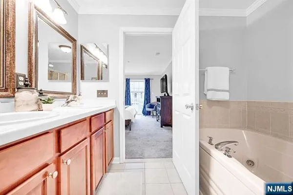 $3,500 | 106 Rock Creek Drive, Unit T211, Clifton, NJ 07014