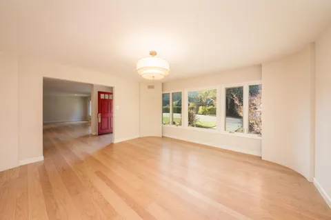 $15,000 | 30 Knightwood Lane, Hillsborough, CA 94010