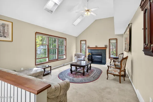 $579,900 | 31 Torrey Pines, Clifton Park, NY 12065