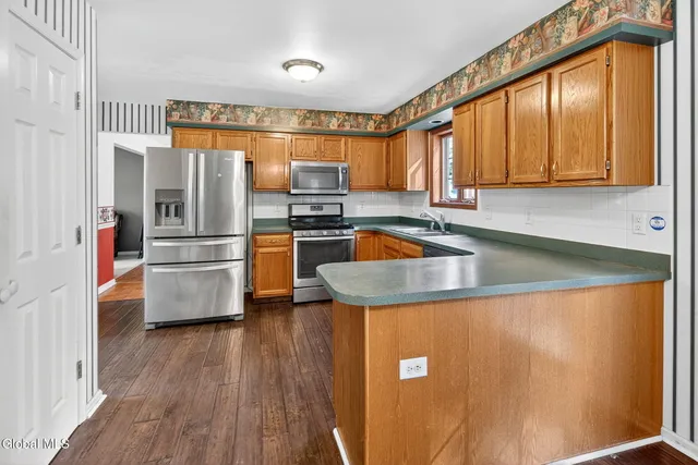 $579,900 | 31 Torrey Pines, Clifton Park, NY 12065