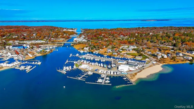 $4,795,000 | 59 Shinnecock Hills Road, Southampton, NY 11968