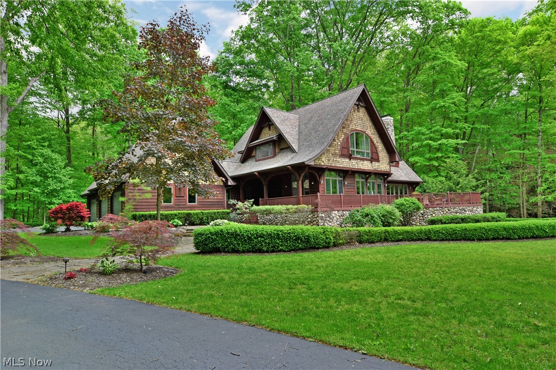 2704 Howland Wilson Road Northeast Warren, OH 44484 - Photo 1 of 34 Gallery Image 1