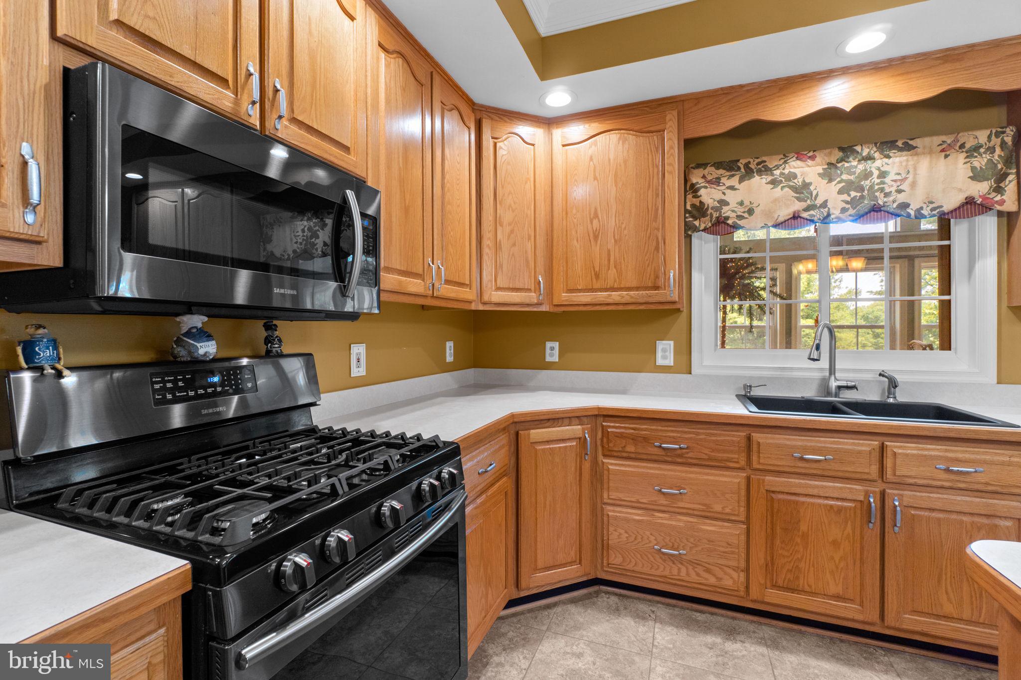 2255 Golfview Lane Hampstead, MD 21074 - Photo 13 of 62