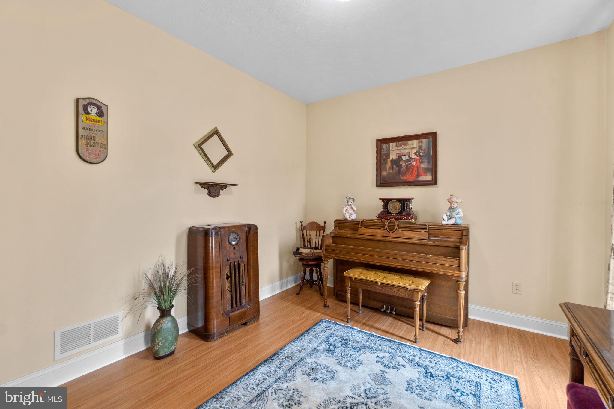 2255 Golfview Lane Hampstead, MD 21074 - Photo 5 of 62