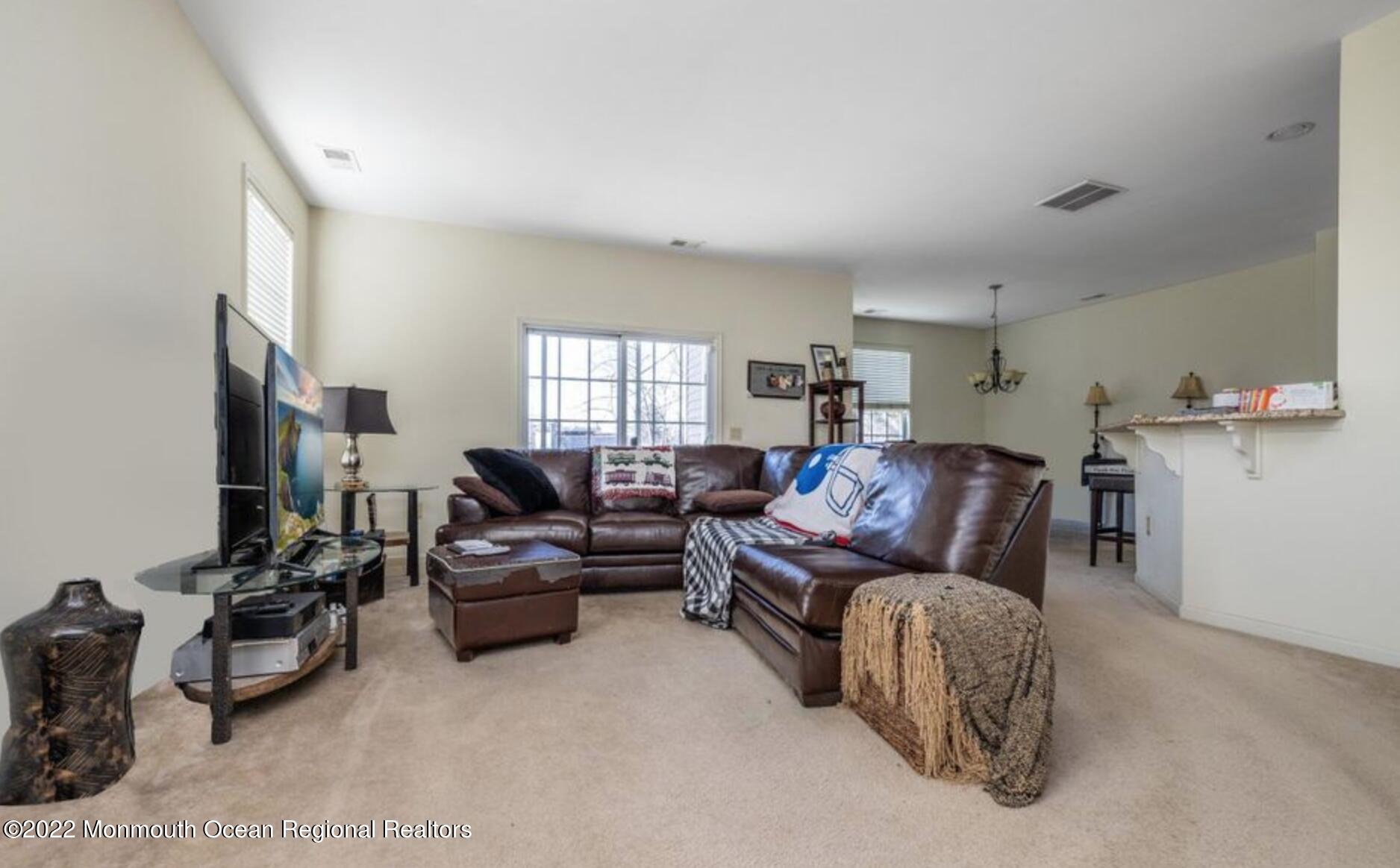 224 Bridge Avenue, Unit B Red Bank, NJ 07701 - Photo 5 of 17 Living room