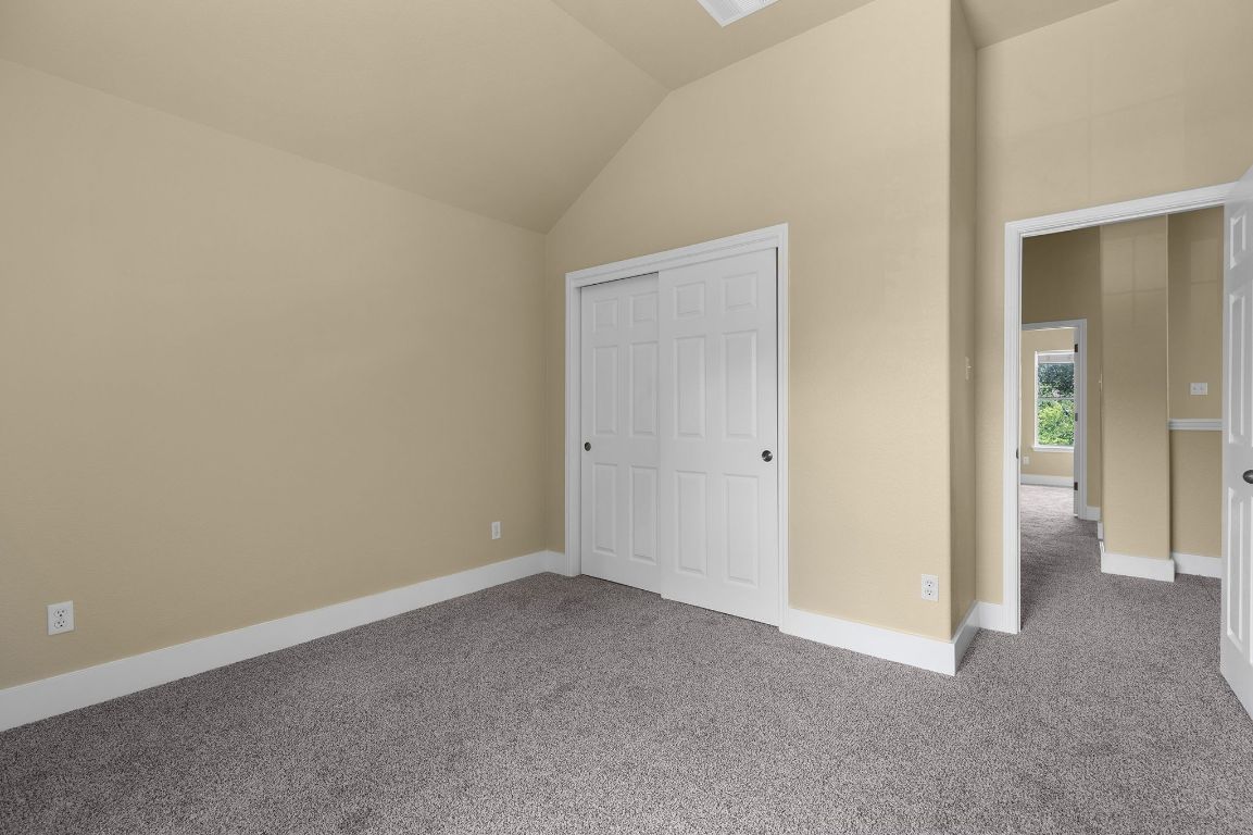 10128 Channel Island Drive Austin, TX 78747 - Photo 20 of 39 a view of an empty room