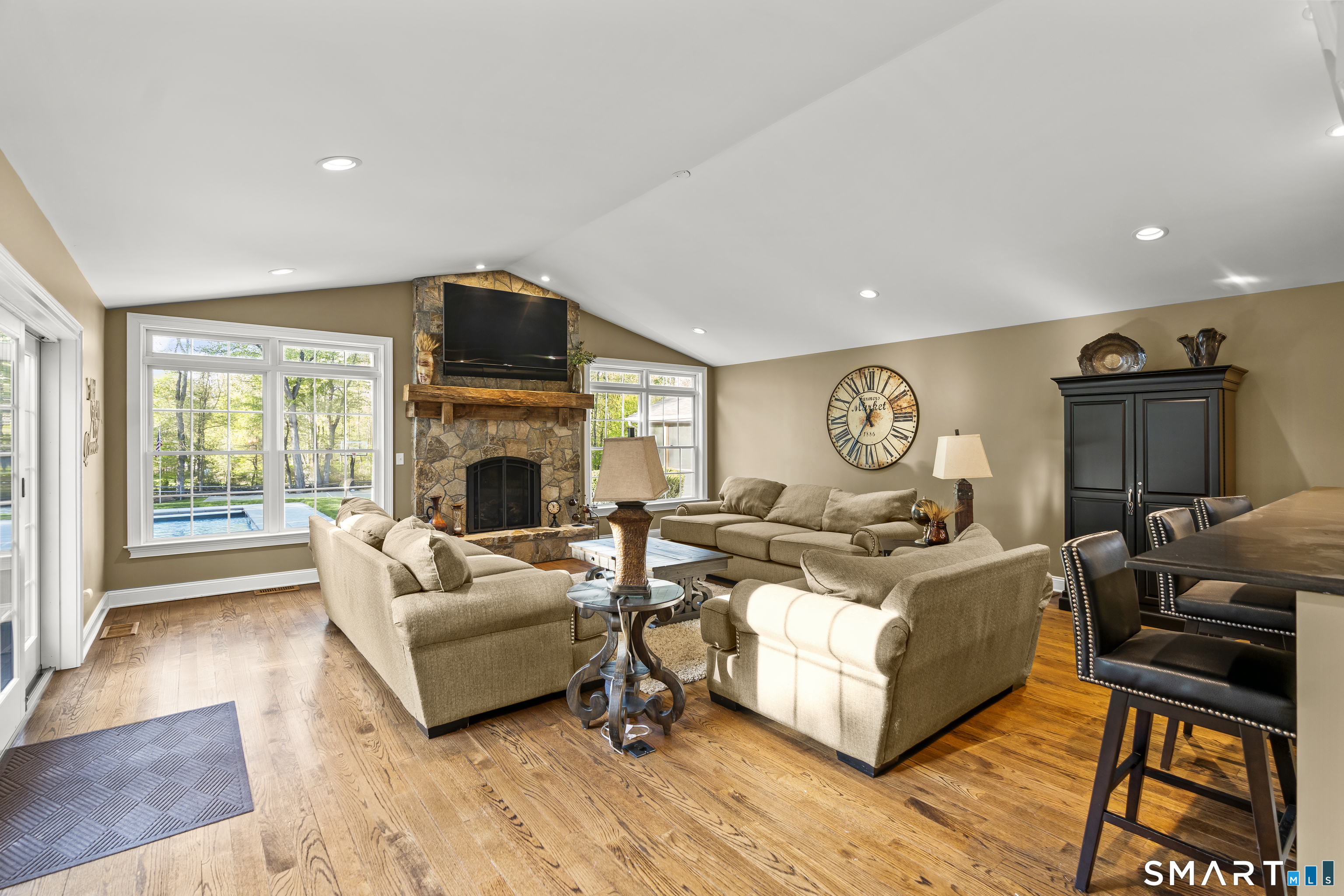 29 Alpine Road Monroe, CT 06468 - Photo 4 of 31
