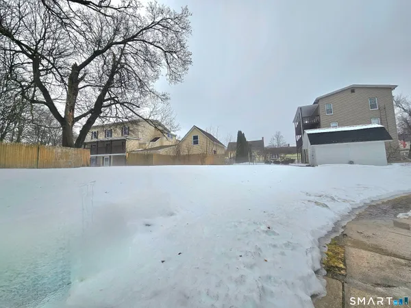 $389,000 | 46-48 Pleasant Street, Plainfield, CT 06374