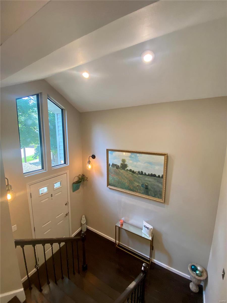 736 Ridgeview Cir Lane Ballwin, MO 63021 - Photo 14 of 36 Gallery Image 14
