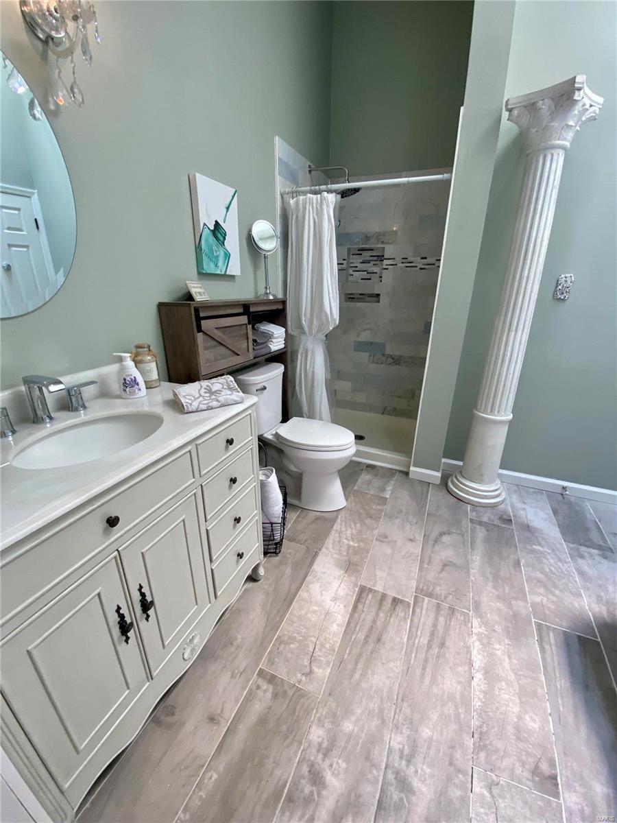 736 Ridgeview Cir Lane Ballwin, MO 63021 - Photo 22 of 36 Gallery Image 22