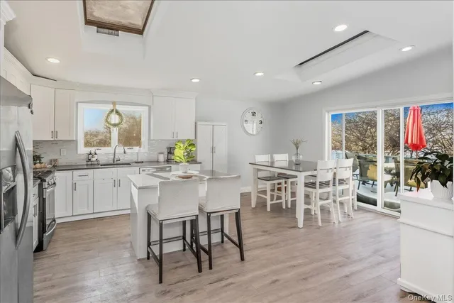 $799,000 | 815 South 4th Street, Lindenhurst, NY 11757