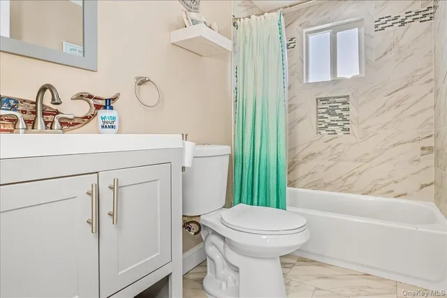 $799,000 | 815 South 4th Street, Lindenhurst, NY 11757