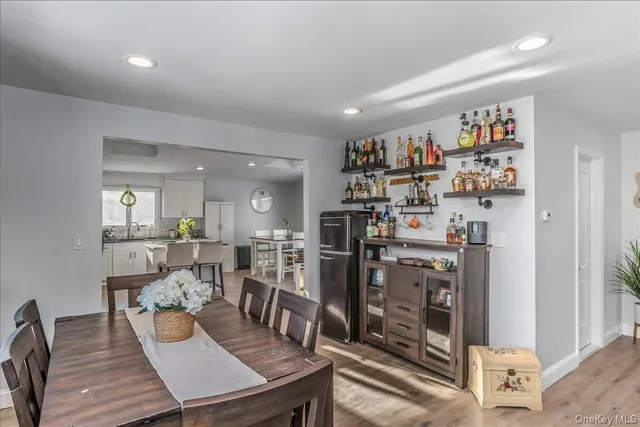 $799,000 | 815 South 4th Street, Lindenhurst, NY 11757