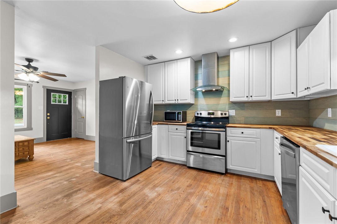 4651 John's Point Road Gloucester, VA 23061 - Photo 17 of 46 Gallery Image 17