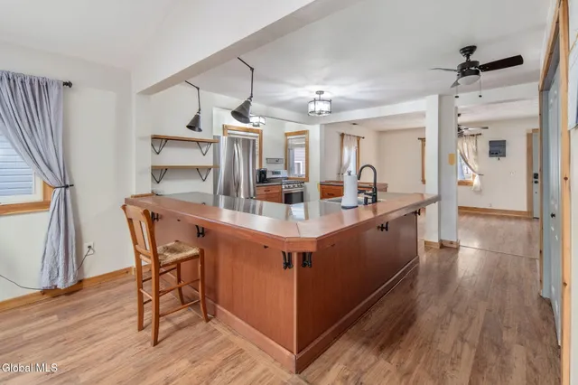 $375,000 | 6110 Johnston Road, Guilderland, NY 12159