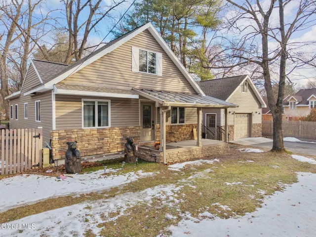 $375,000 | 6110 Johnston Road, Guilderland, NY 12159