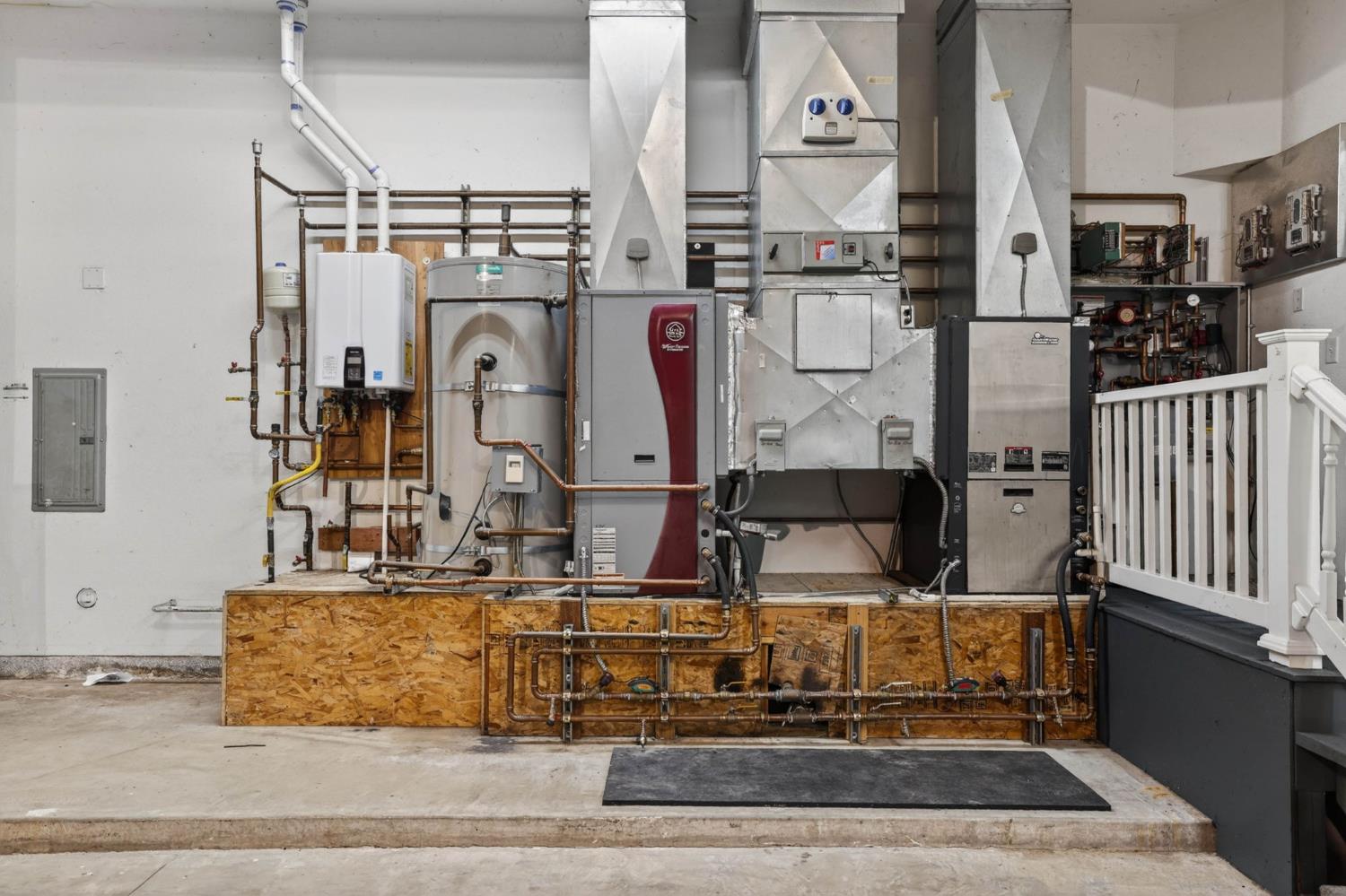 7021 Horseshoe Bar Road Loomis, CA 95650 - Photo 43 of 77