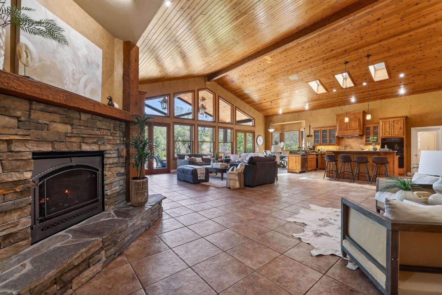 7021 Horseshoe Bar Road Loomis, CA 95650 - Photo 5 of 77 The estates Great Room entrance.