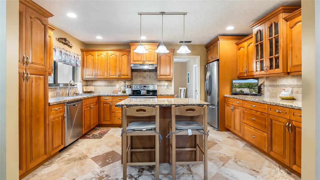 18337 104th Terrace South Boca Raton, FL 33498 - Photo 4 of 18 Custom Kitchen