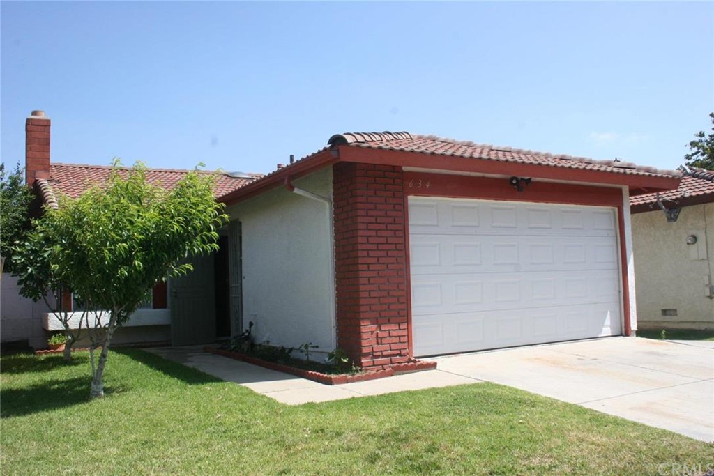 634 West Home Street Rialto, CA 92376 - Photo 1 of 1
