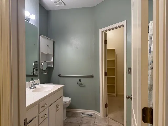 $455,000 | 21928 West 121st Street, Olathe, KS 66061