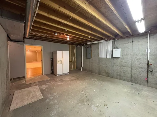 $455,000 | 21928 West 121st Street, Olathe, KS 66061