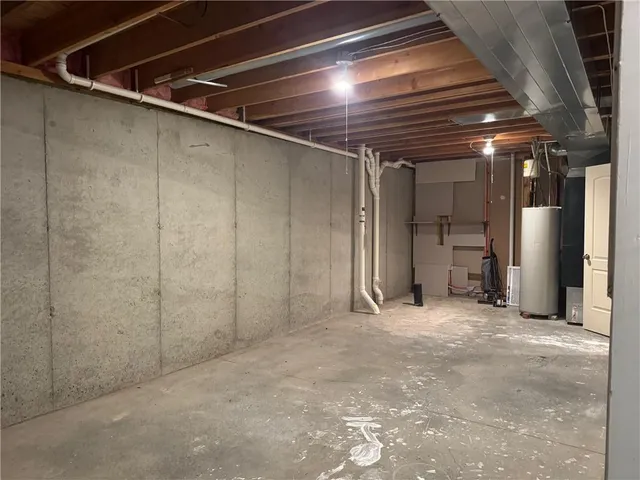 $455,000 | 21928 West 121st Street, Olathe, KS 66061