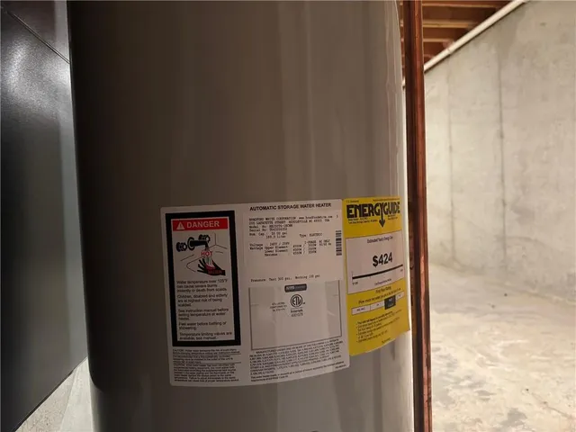 $455,000 | 21928 West 121st Street, Olathe, KS 66061