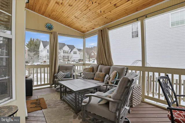 $1,000,000 | 43004 Battery Point Place, Leesburg, VA 20176