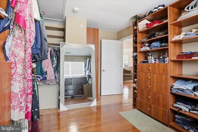 $1,000,000 | 43004 Battery Point Place, Leesburg, VA 20176