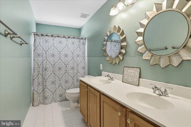 $1,000,000 | 43004 Battery Point Place, Leesburg, VA 20176