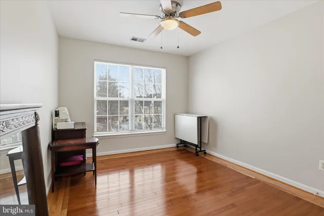 $1,000,000 | 43004 Battery Point Place, Leesburg, VA 20176