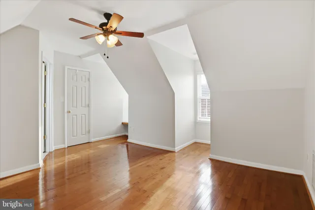 $1,000,000 | 43004 Battery Point Place, Leesburg, VA 20176