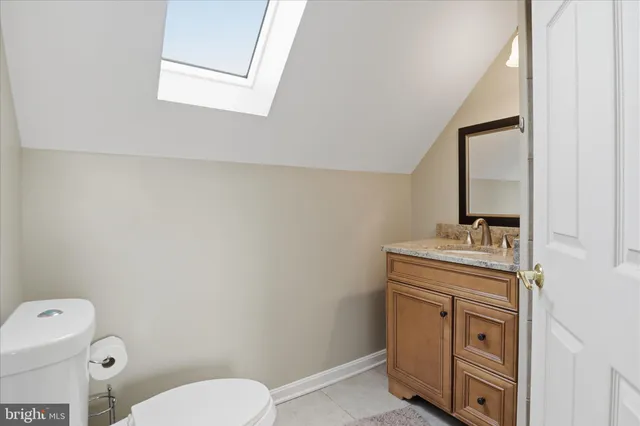 $1,000,000 | 43004 Battery Point Place, Leesburg, VA 20176