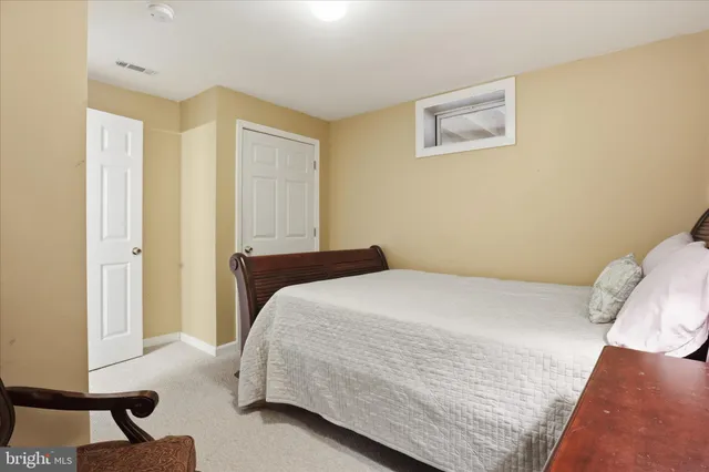 $1,000,000 | 43004 Battery Point Place, Leesburg, VA 20176